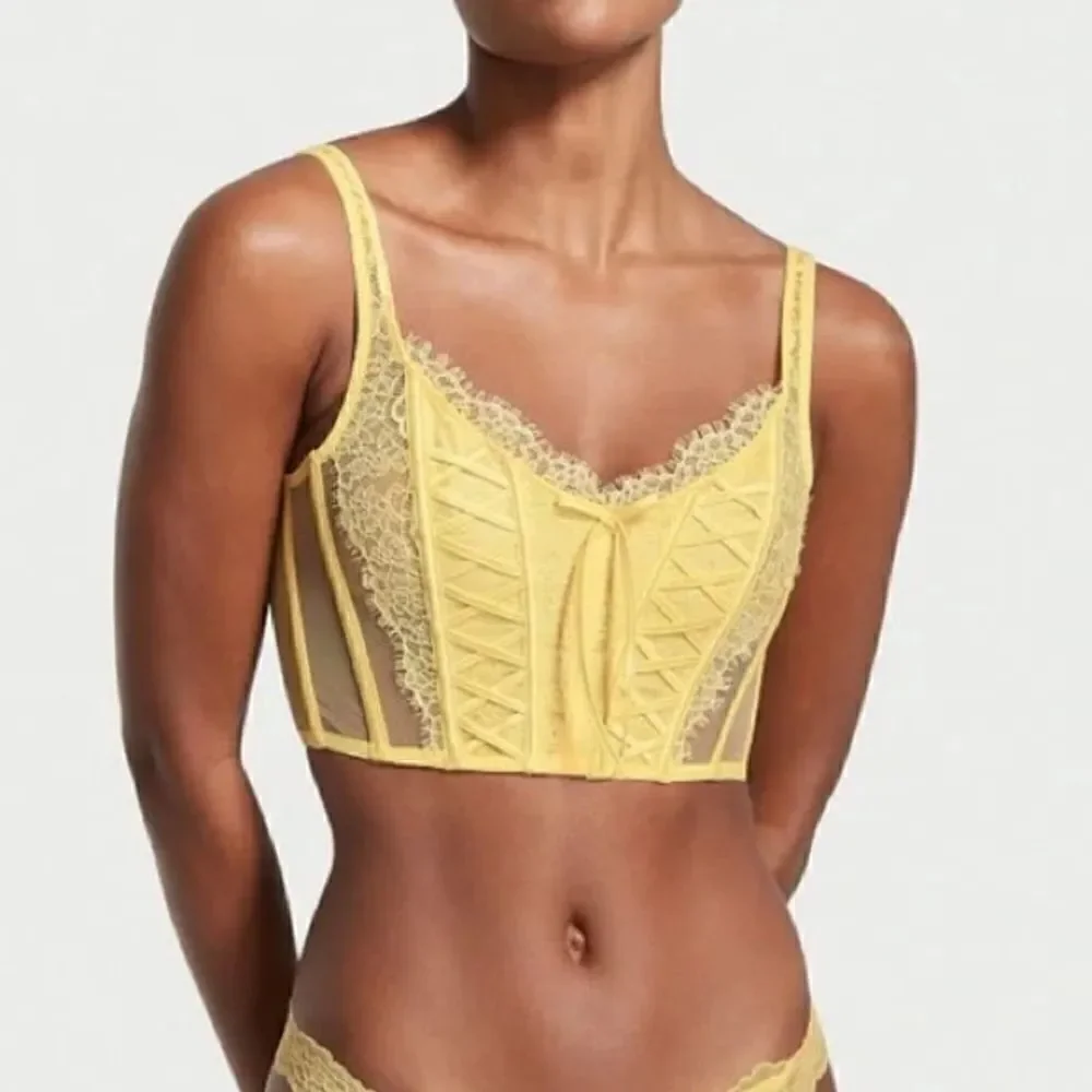 Victoria’s Secret DREAM ANGELS Unlined Lace-Up Corset Top in the Size Large